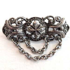 Elegant Silver Brooch